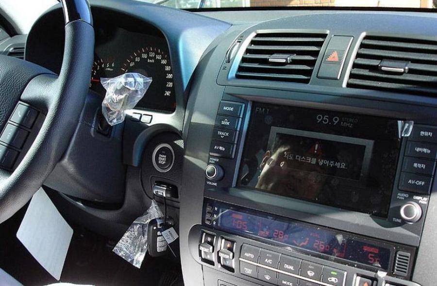  Kia Borrego 2009 года  (фото 96 из 345)